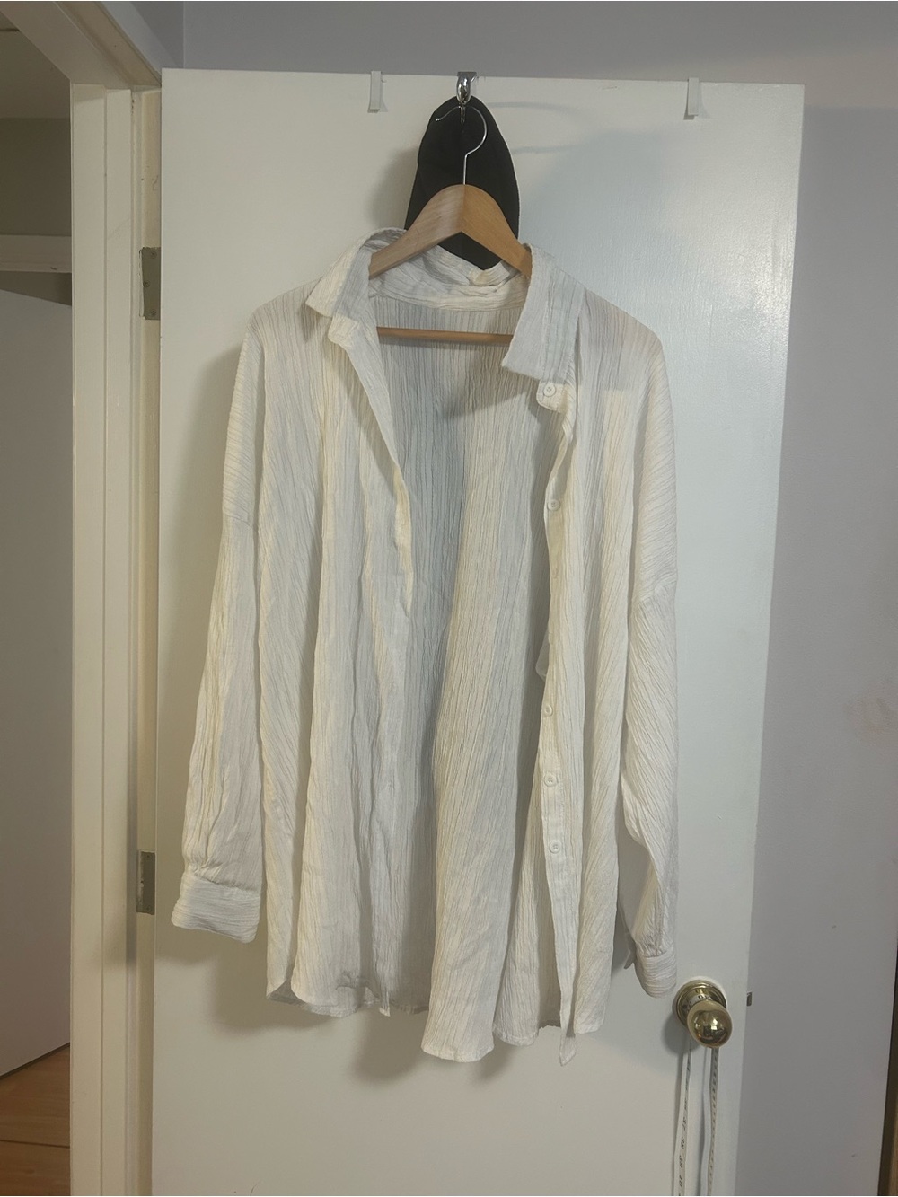 SHEIN Off-White Crinkled Button-Down Shirt